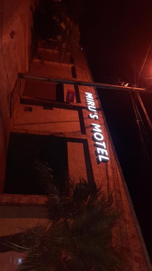 Miru'S Motel リオ・ベルデ エクステリア 写真